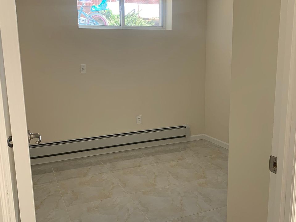 1st image of 905 127th St Floor 1