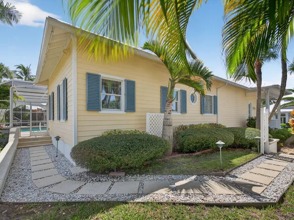 461 Seaside Lane, Juno Beach, FL 33408