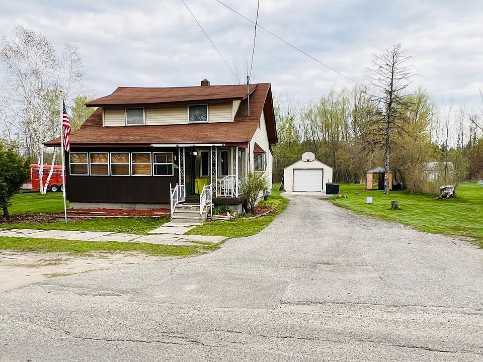 527 Duncan Ave, Cheboygan, MI 49721 Zillow