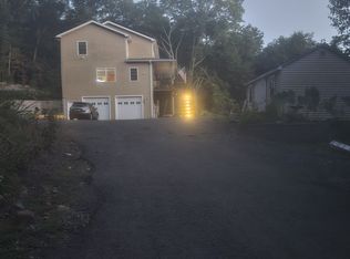 1 Echo Valley Rd, Oxford, CT 06478