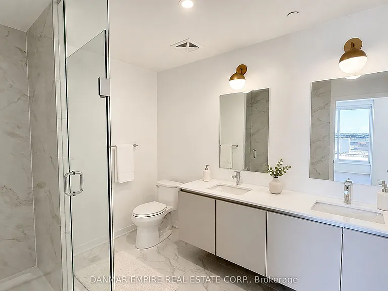 405 Dundas St W #LPH06 — Photo 19