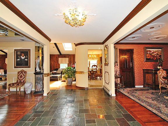 2nd image of 12 Bridle Path Dr