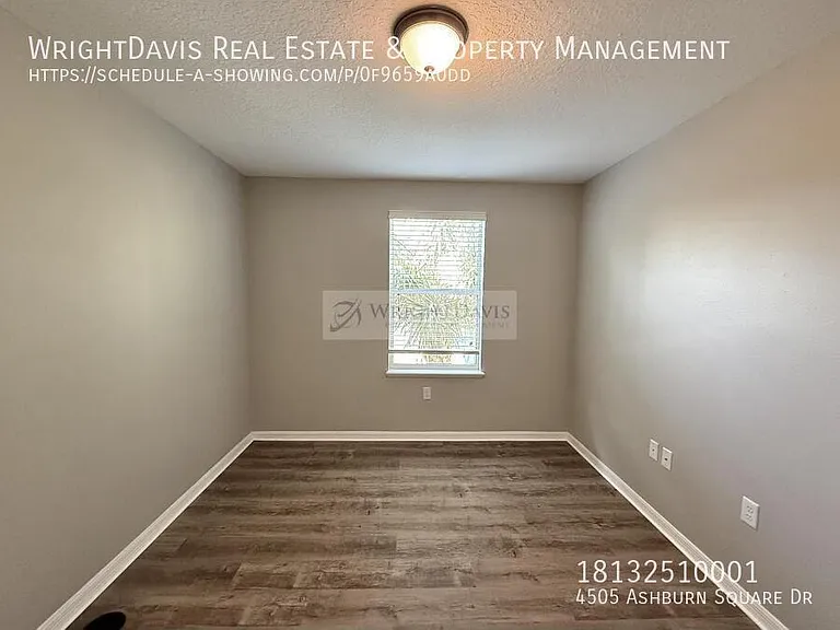 4505 Ashburn Square Dr — Photo 23