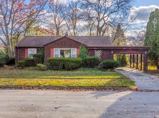 705 Campbell Dr, Owosso, MI 48867