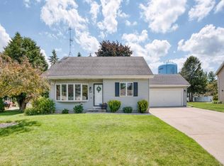 627 Wilson Ave, Sheboygan Falls, WI 53085