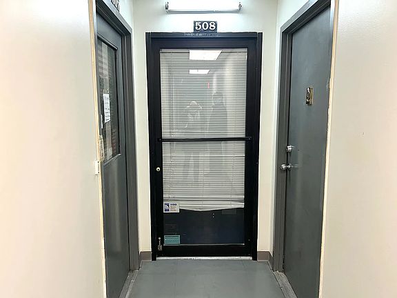 3rd image of 210 Canal St Room 508