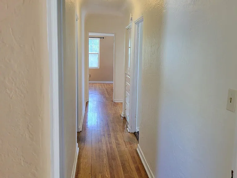 2036 Leroy St #12 — Photo 20