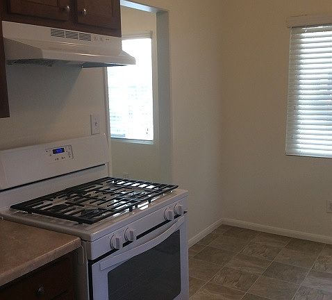 5th image of 6109 W Manor Dr