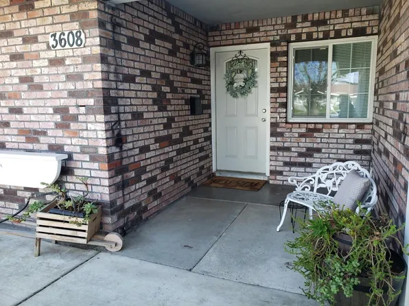 3608 Winthrop Ct, North Highlands, CA 95660