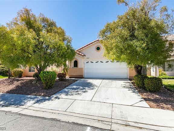 2nd image of 8245 Flanders Terrace Dr