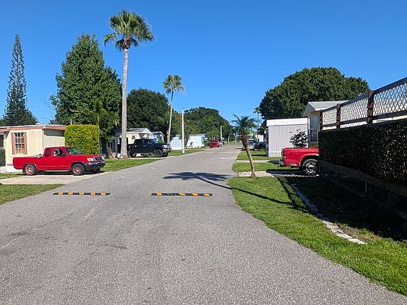 3rd image of 2028 Stewart Rd #71