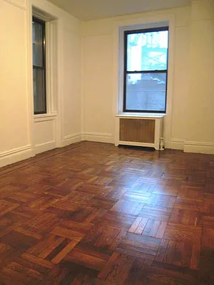 Rented by City Connections Realty | media 8