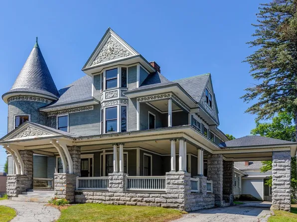 98 North Main Street, Newport, NH 03773
