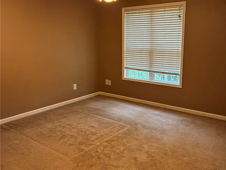 120 Green Links Dr — Photo 11