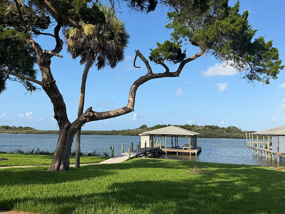 267 Golden Bay Blvd