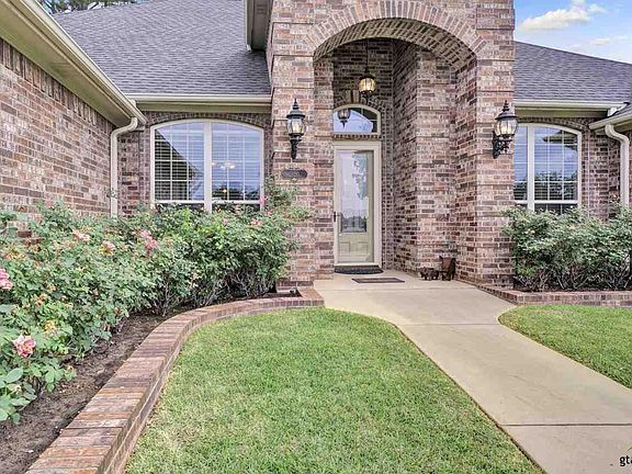4th image of 2120 Old Oak Cir