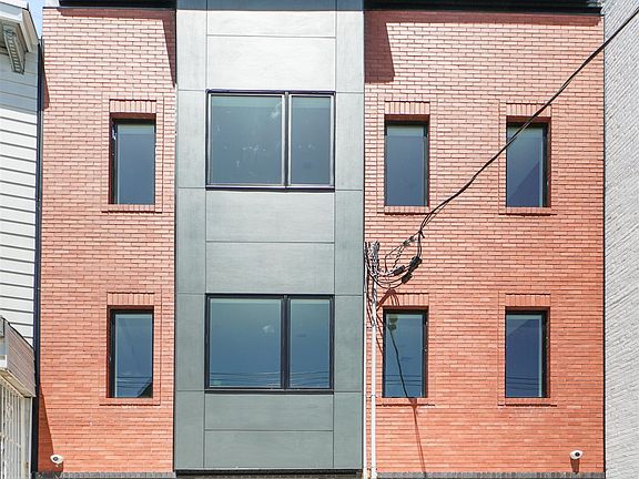 2nd image of 443 Bergen Ave #2
