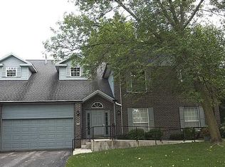 4725 Westchester Dr NE #1, Cedar Rapids, IA 52402