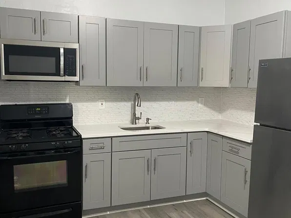 681 Cortlandt St Floor 2, Perth Amboy, NJ 08861
