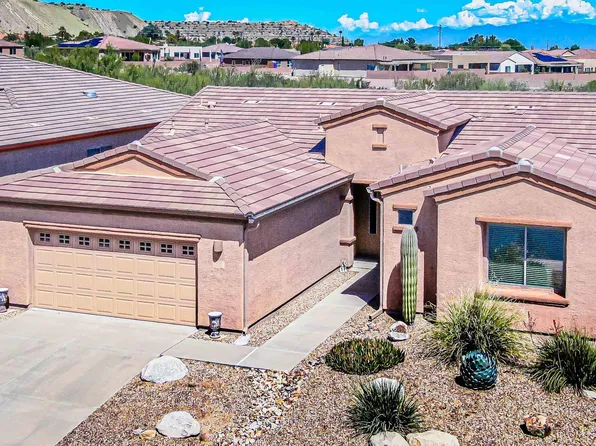 986 W Bosch Dr, Green Valley, AZ 85614