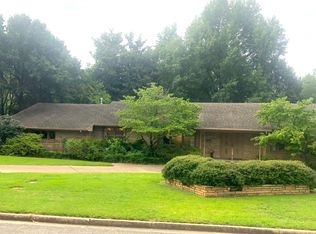 3188 E 38th Pl, Tulsa, OK 74105