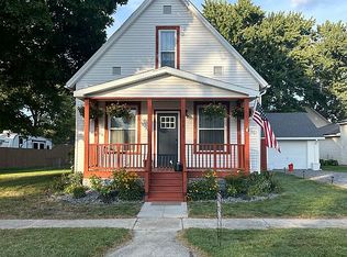 202 N Walnut St, Walton, IN 46994