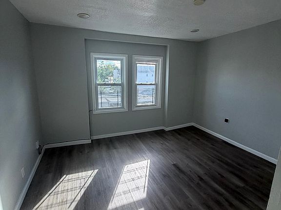 2nd image of 520 Broadway #3AA