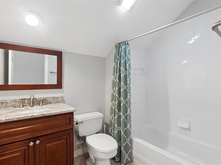 3865 Winding Lake Cir — Photo 31