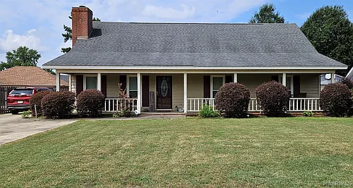 738 Summer Ln Photo 1