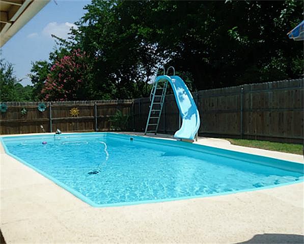 1st image of 2201 Valleydale Dr