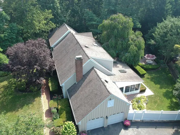 210 Echo Ave, Miller Place, NY 11764
