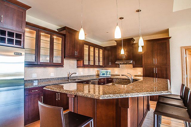 1st image of 1313 N Franklin Pl APT 405