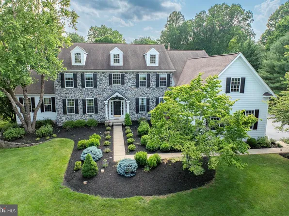 1021 Mulberry St, Chester Springs, PA 19425