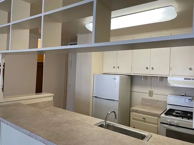 Executive House — Photo 21