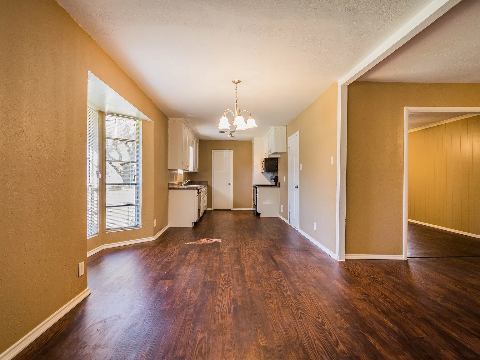5124 Bob Dr North Richland Hills, Texas 76180 — Photo 4
