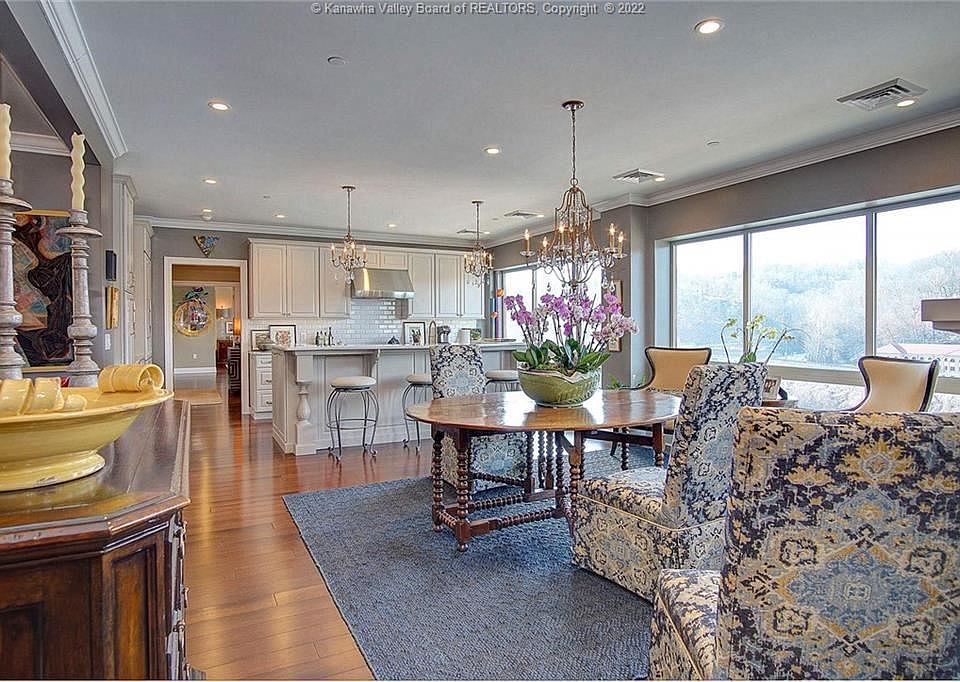 1st image of 600 Kanawha Blvd E #1104-1104-