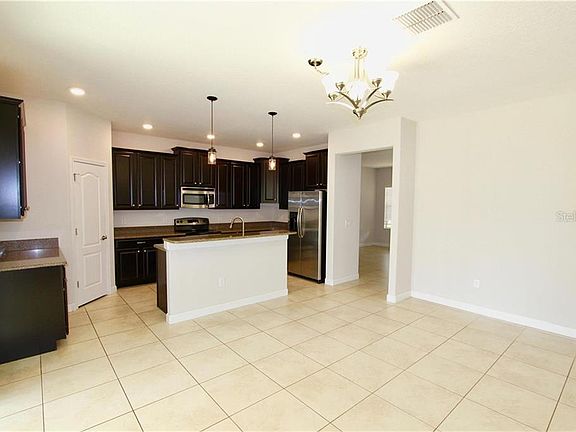 3rd image of 14918 Speer Lake Dr