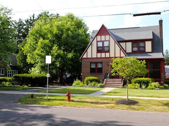 2nd image of 625 Scoville Ave