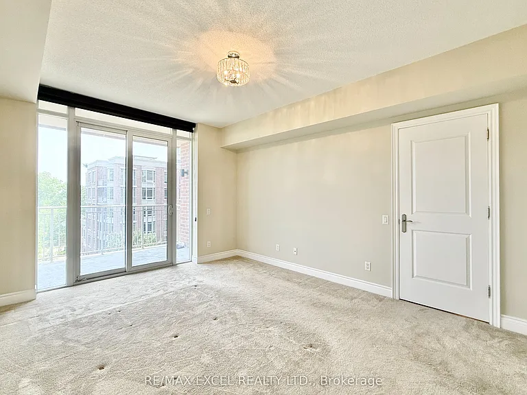 10101 N Yonge St #408 — Photo 28