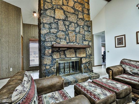 5th image of 2118 Bonnycastle Ln