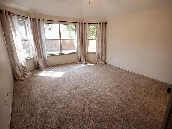 2nd image of 10114 Samantha Dr