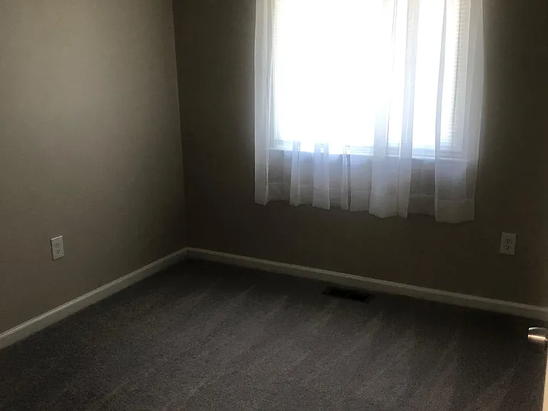 605 Marie Dr — Photo 21