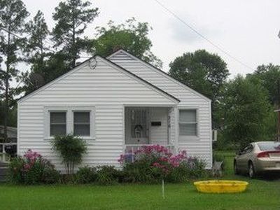 212 S College St, Wallace, NC, 28466