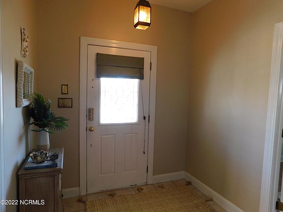 2nd image of 114 Macgregor Dr