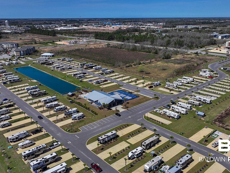 1st image of 3060 Griswold Blvd