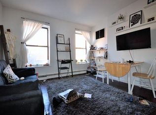 152 Richardson St APT 2L, Brooklyn, NY 11211