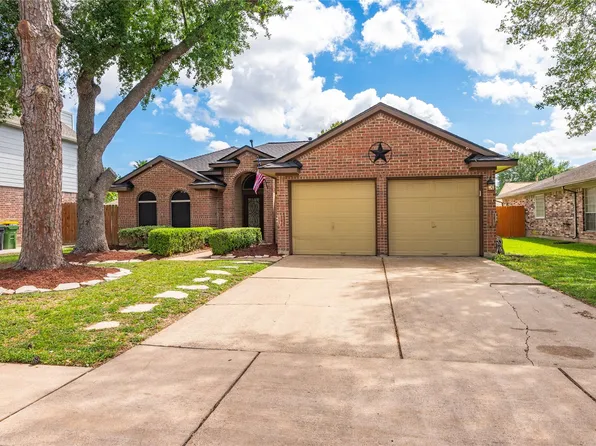 4427 Ireland Ln, Pasadena, TX 77505