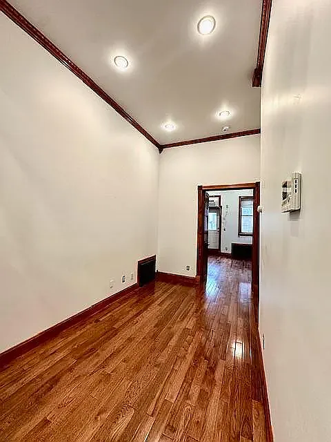 219 Franklin Street — Photo 3