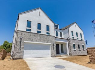 20501 Edgewood Ct, Chatsworth, CA 91311