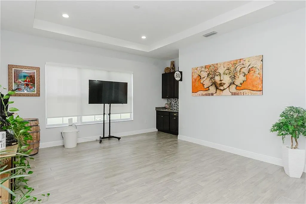 4870 Frattina Street - Maple Ridge - Posada — Photo 3